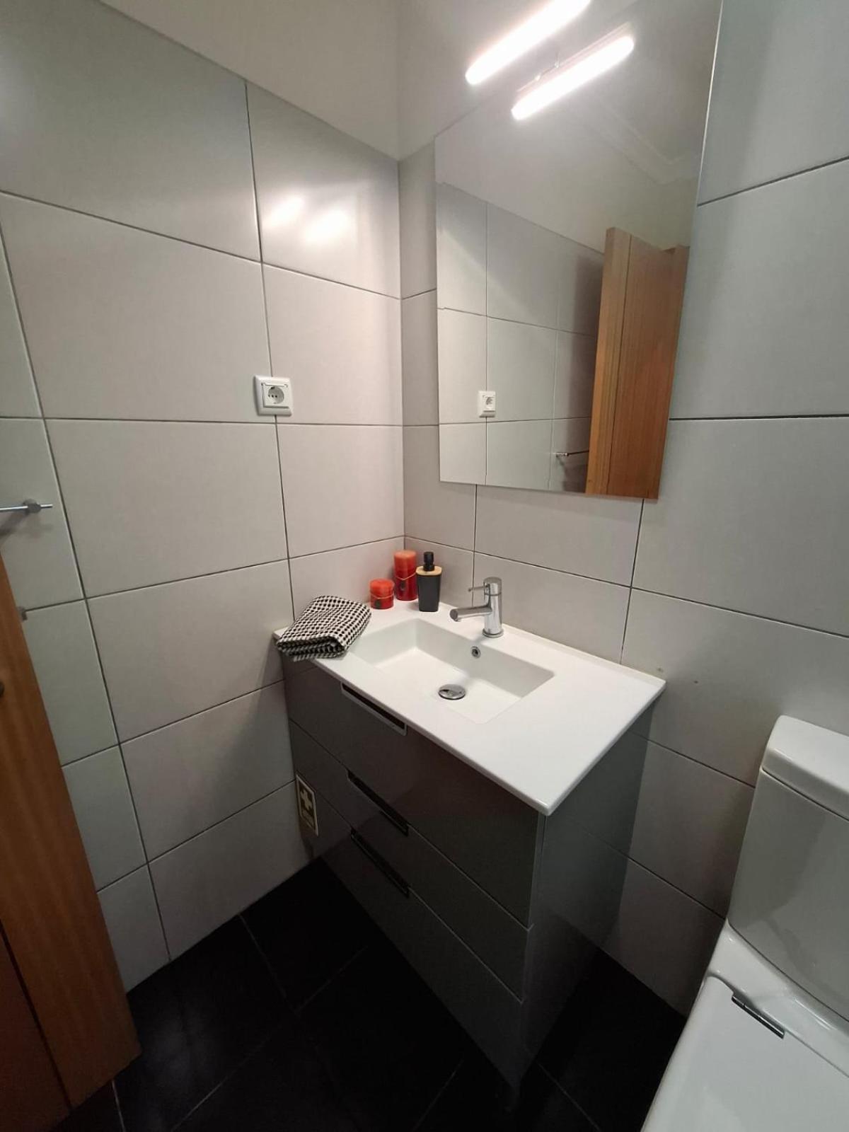 Cozy And Bright Apartment Machico  Buitenkant foto