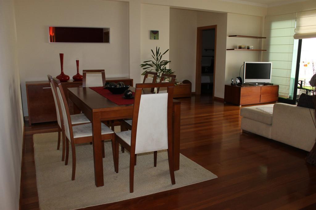 Cozy And Bright Apartment Machico  Buitenkant foto